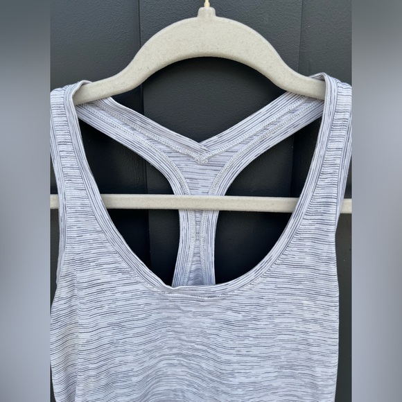 Lululemon Cool Racerback II “Wee Are From Space” Gray Size Small (2/4) - Picture 6 of 8
